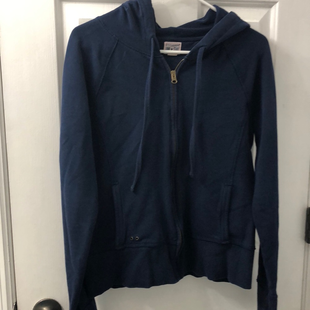 Women’s converse hoodie